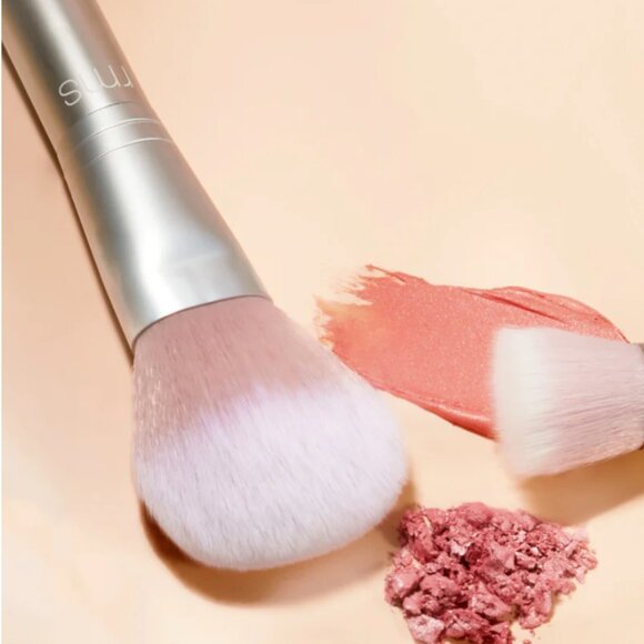 RMS Beauty Other - RMS Beauty Skin2Skin Powder Blush Brush